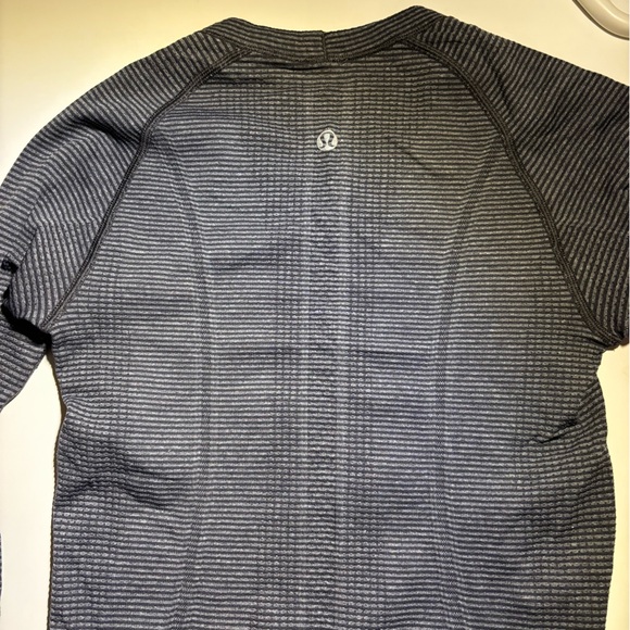 Lululemon swiftly tech long sleeve - Picture 3 of 6